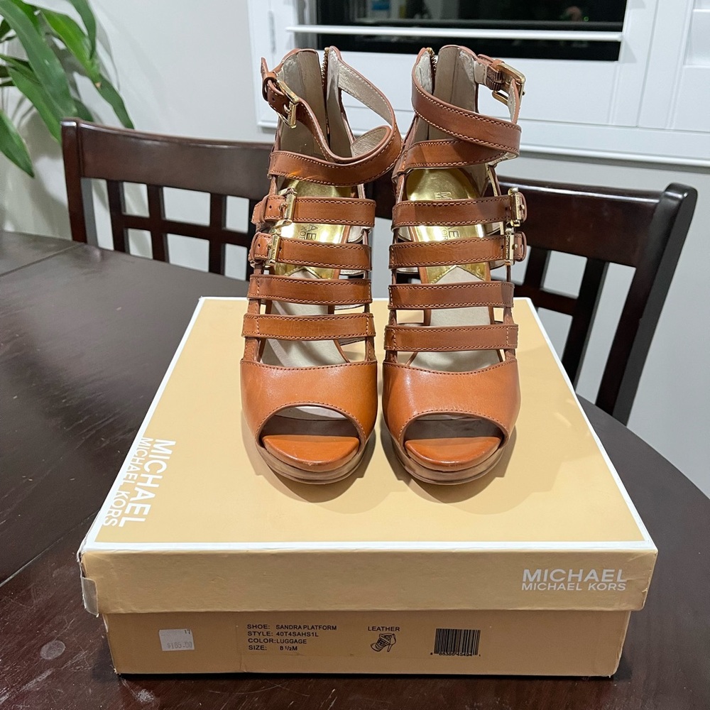 Pre-loved Michael Kors Platform Sandals